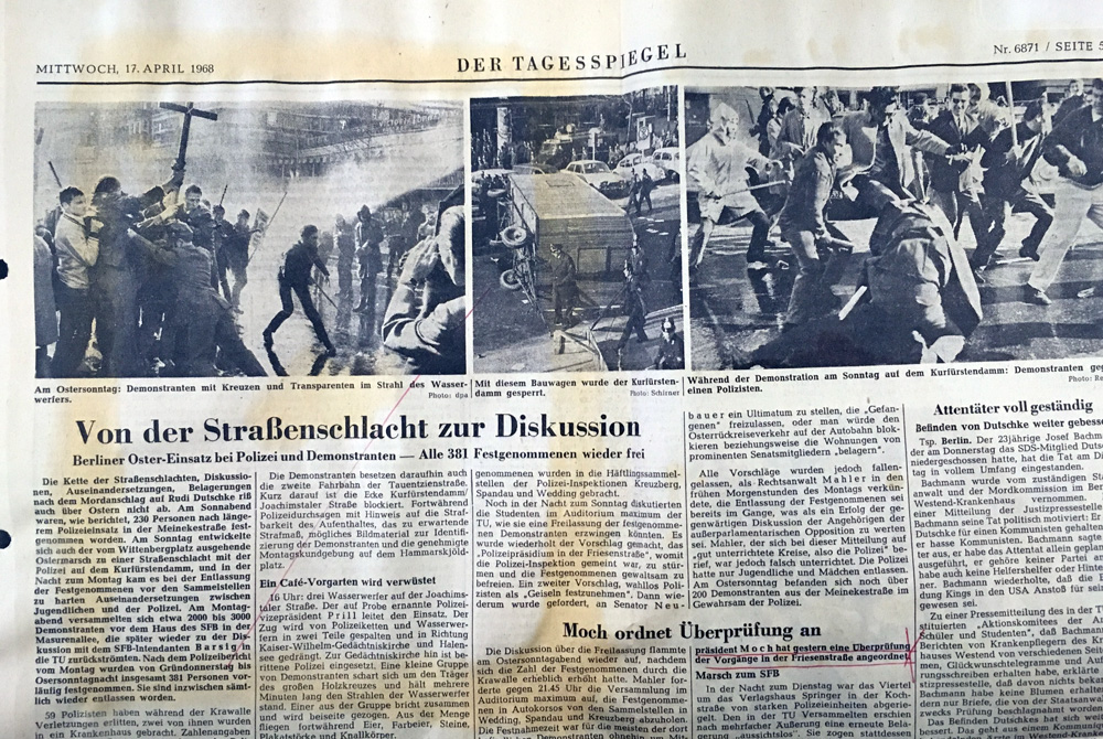 Ausriss aus dem Tagesspiegel v. 17.4.1968, fotografiert in der Ausstellung "Drei Kugeln auf Rudi Dutschke", Polizeihistorische Sammlung Berlin © K. Schwahlen 2018Polizeihistorischen Sammlung Berlin